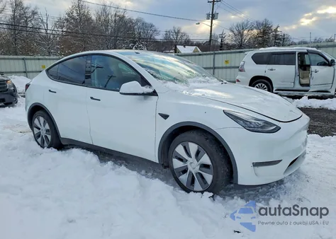 2023 Tesla Model Y z USA, uszkodzony, nr VIN 7SAYGDEE9PA129456